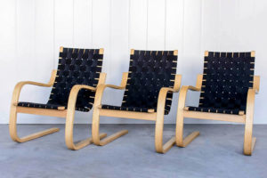 Artek 406 nojatuoleihin uudet remmit. Verhoomo Nuppineula Tuusula www.nuppineula.com